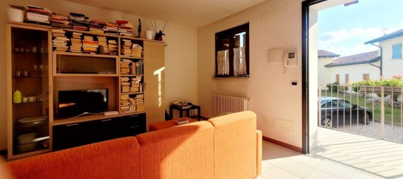 2 rooms Apartment in Udine, Italy No. 299017 3