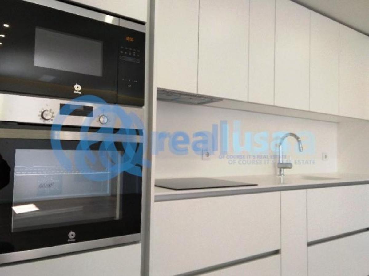 Studio in Porto, Portugal No. 2606