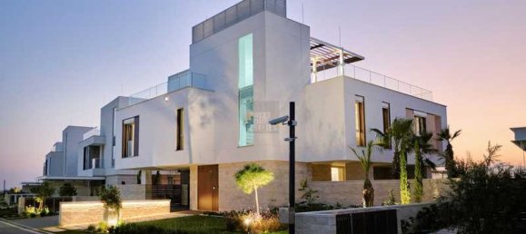 3 bedrooms House in Ayia Napa, Cyprus No. 16654 3