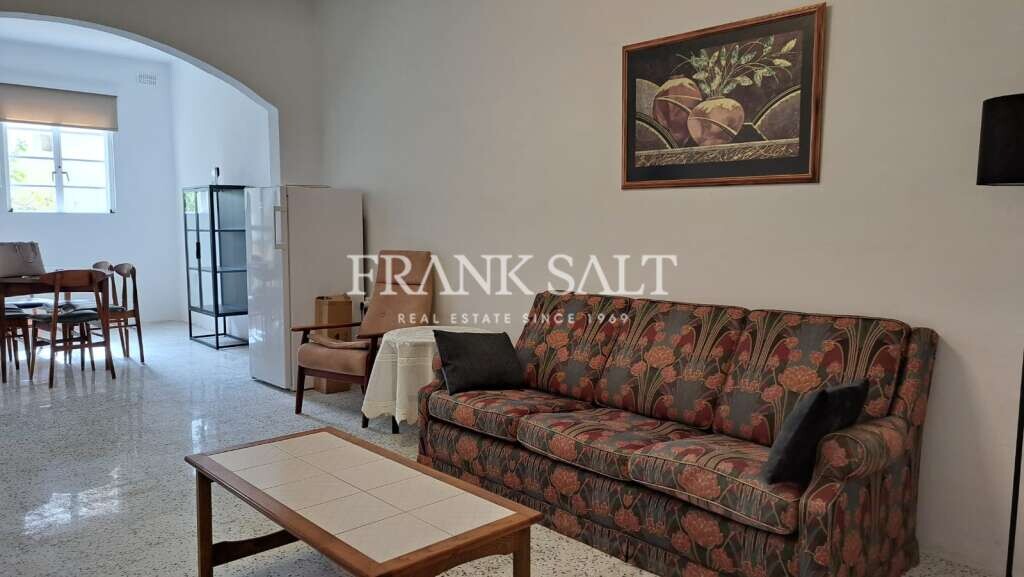 Casa de 4 dormitorios en Attard, Malta No. 7566