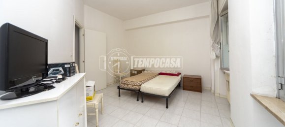 4 rooms Apartment in Perugia, Italy No. 298119 8