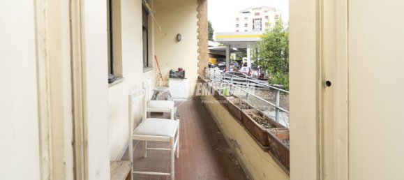 4 rooms Apartment in Perugia, Italy No. 298119 13