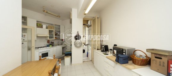 4 rooms Apartment in Perugia, Italy No. 298119 19