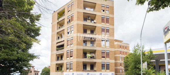 4 rooms Apartment in Perugia, Italy No. 298119 5