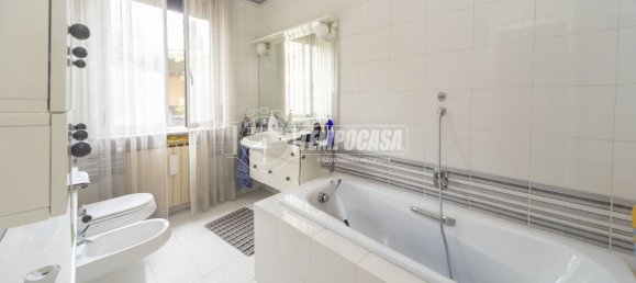 4 rooms Apartment in Perugia, Italy No. 298119 11