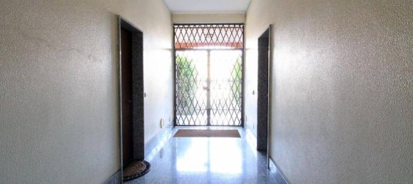 Imóvel comercial de 1 divisão em Rodano, Italy N.º 303477 7