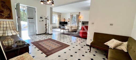 8 rooms Villa in Camaiore, Italy No. 24498 5