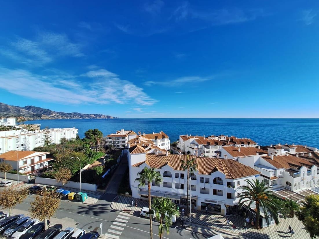 1 bedroom Apartment in Nerja, Spain No. 160621