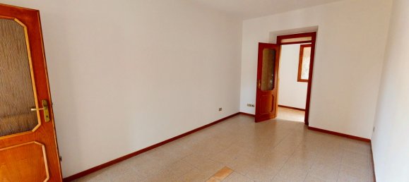 3 rooms Apartment in Assisi, Italy No. 102282 8