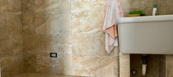 Gewerbliche Immobilie in Limbiate, Italy 75m², Nr. 267629 11