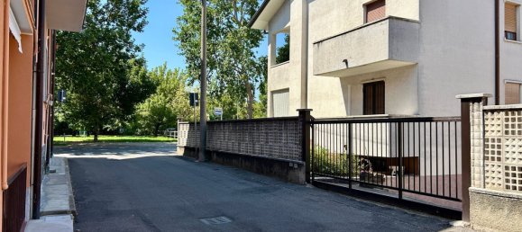 Gewerbliche Immobilie in Limbiate, Italy 75m², Nr. 267629 13