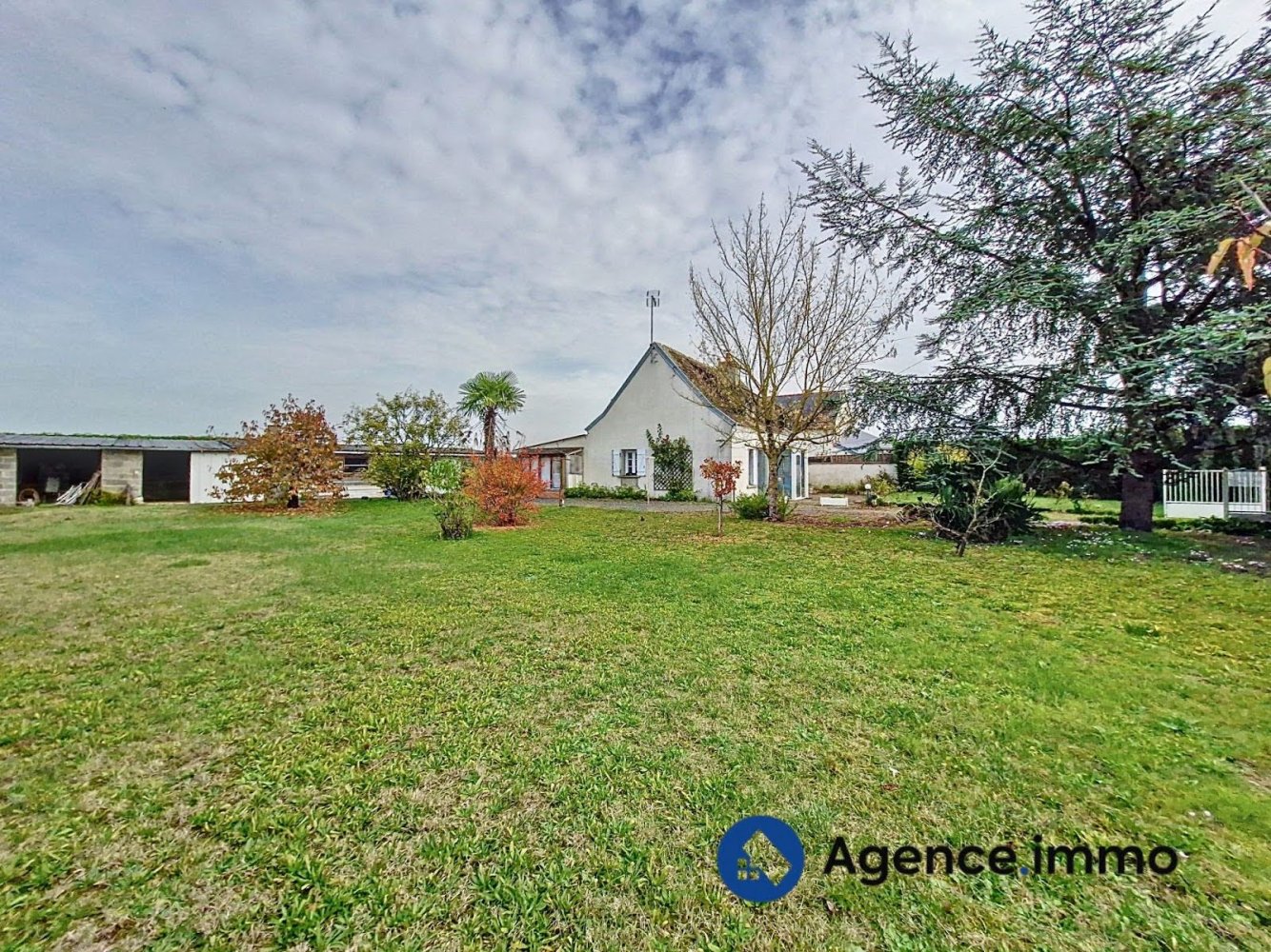 3 chambres Maison à Benais, France No. 39935
