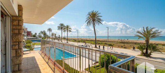 Apartamento de 3 dormitorios en Castelldefels, Spain No. 187629 2