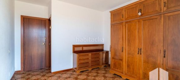 Apartamento de 3 dormitorios en Castelldefels, Spain No. 187629 26
