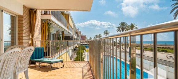 Apartamento de 3 dormitorios en Castelldefels, Spain No. 187629 5