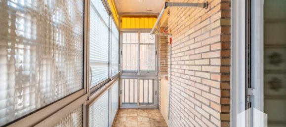 Apartamento de 3 dormitorios en Castelldefels, Spain No. 187629 32