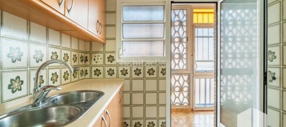 Apartamento de 3 dormitorios en Castelldefels, Spain No. 187629 18