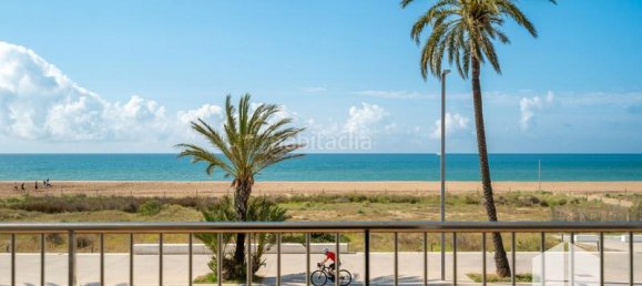 Apartamento de 3 dormitorios en Castelldefels, Spain No. 187629 37