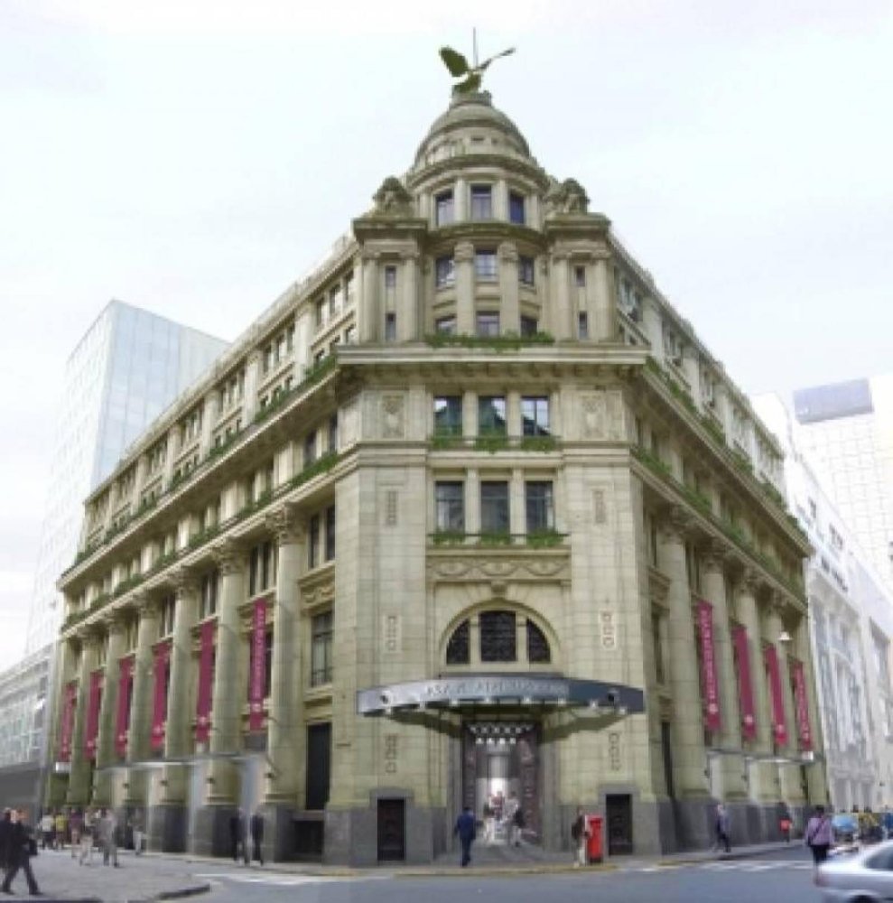 855m² Office in Buenos Aires, Argentina No. 105080