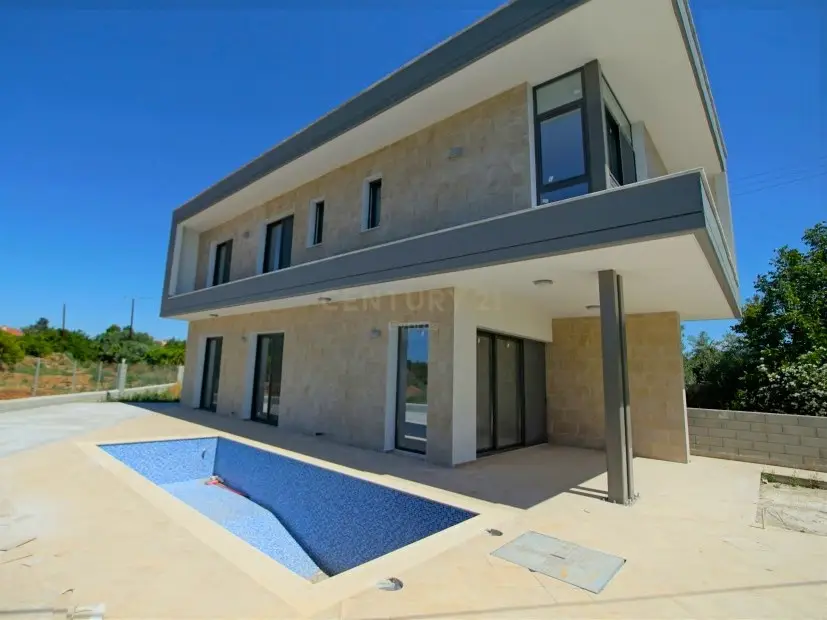 Villa de 3 dormitorios en Trachoni, Cyprus No. 4540