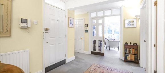 3 bedrooms Apartment in Hadley Wood, United Kingdom No. 6629 3