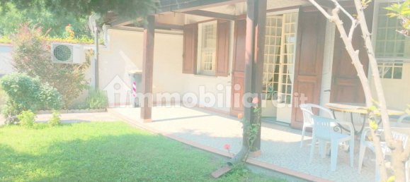 Дом с 3 спальнями в Комаккьо, Италия № 373877 2