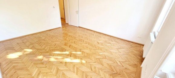 Studio à Vienna, Austria No. 196023 5