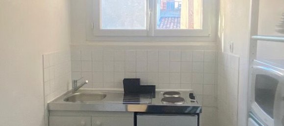 Studio in Aix-en-Provence, France No. 350783 3