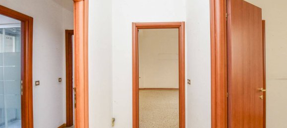 1 غرف نوم شقة في Seregno, Italy رقم 84611 11