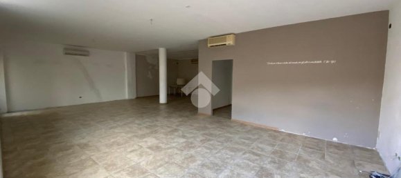 1-Zimmer Gewerbliche Immobilie in Sarnico, Italy, Nr. 86566 12