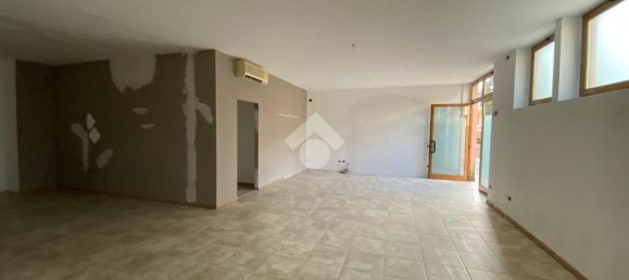 1-Zimmer Gewerbliche Immobilie in Sarnico, Italy, Nr. 86566 19