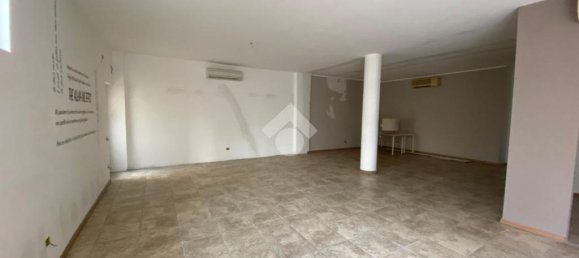 1-Zimmer Gewerbliche Immobilie in Sarnico, Italy, Nr. 86566 8