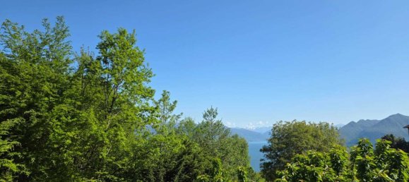 Villa de 4 dormitorios en Stresa, Italy No. 367349 32