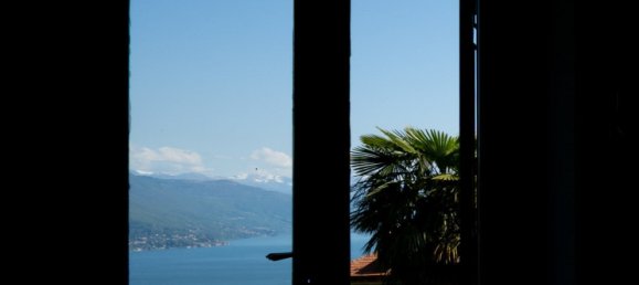 Villa de 4 dormitorios en Stresa, Italy No. 367349 48