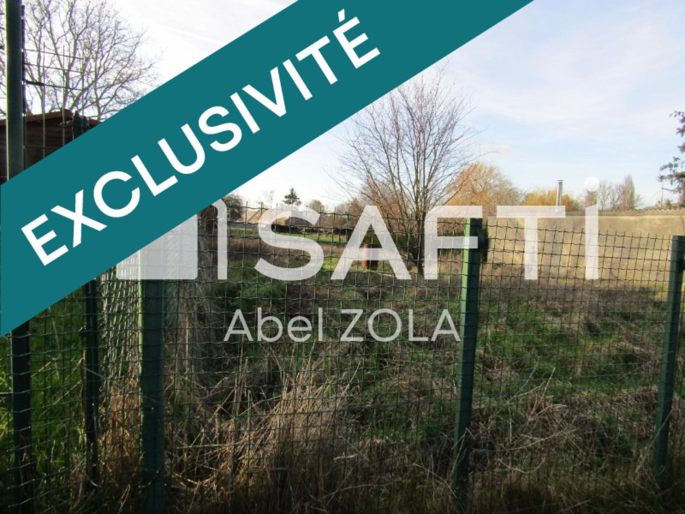 Terreno en Villeselve, France No. 234791