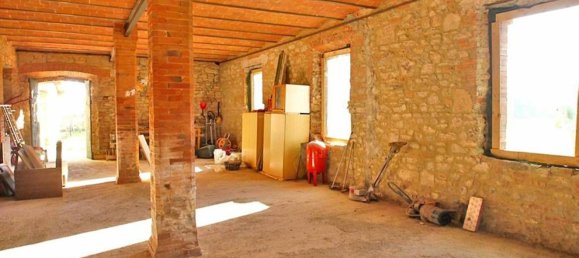 25 rooms House in Asciano, Italy No. 55698 8