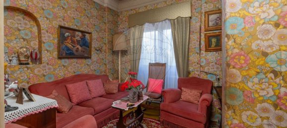 5 bedrooms Apartment in Lisbon, Portugal No. 330693 8