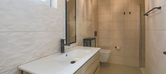 4 Schlafzimmer Haus in Quarteira, Portugal, Nr. 111679 25