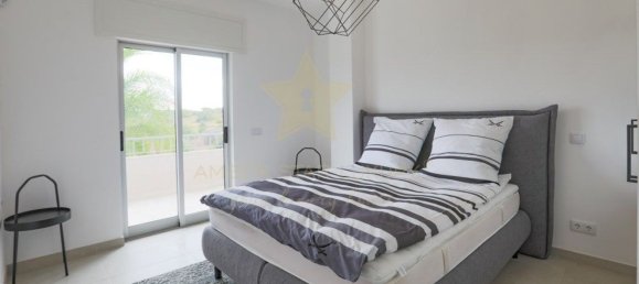 4 Schlafzimmer Haus in Quarteira, Portugal, Nr. 111679 23