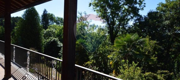 Вилла с 8 комнатами в Кантелло, Италия № 170791 8