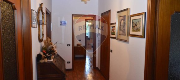 Вилла с 8 комнатами в Кантелло, Италия № 170791 14