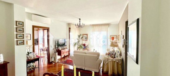 2 Schlafzimmer Wohnung in Cologno Monzese, Italy, Nr. 352180 2