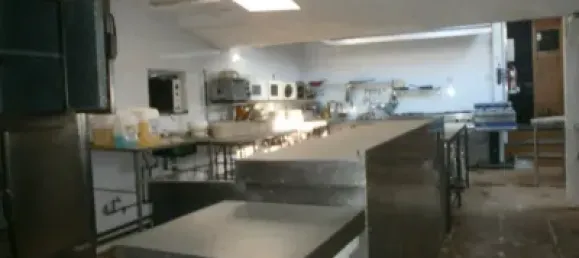 Gewerbliche Immobilie in Torrecaballeros, Spain 790m², Nr. 64726 17