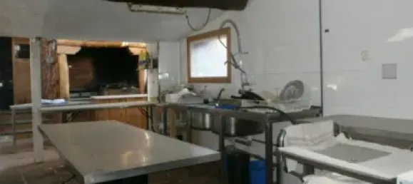 Gewerbliche Immobilie in Torrecaballeros, Spain 790m², Nr. 64726 16