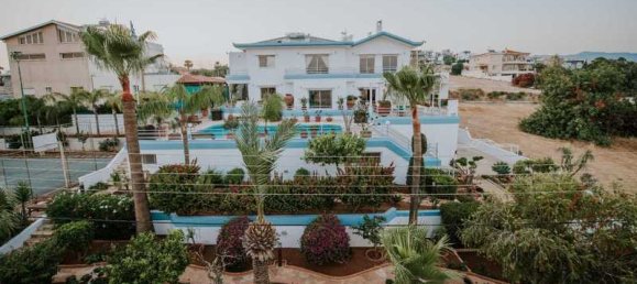 6 bedrooms House in Limassol, Cyprus No. 6727 5