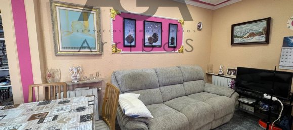 3 bedrooms Apartment in Badalona, Spain No. 138413 4