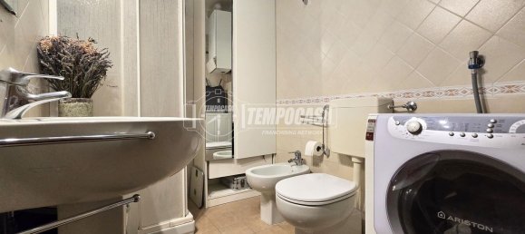 2 rooms Apartment in Turin, Italy No. 84747 12