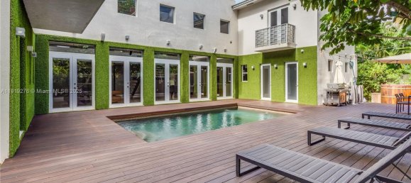 5 Schlafzimmer Villa in Miami, USA, Nr. 615267 30