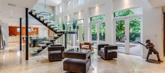 5 Schlafzimmer Villa in Miami, USA, Nr. 615267 3