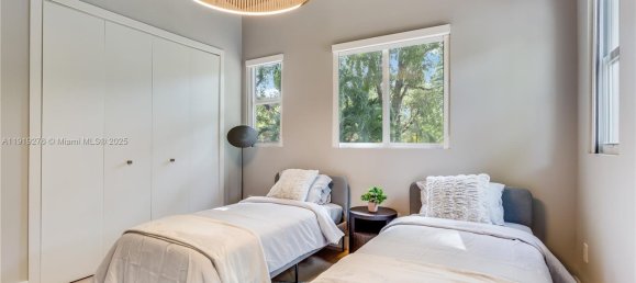 5 Schlafzimmer Villa in Miami, USA, Nr. 615267 25
